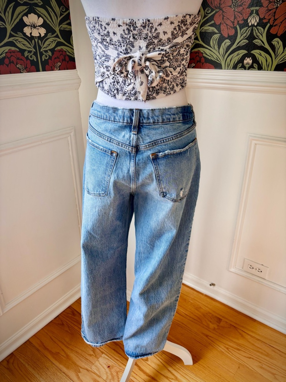 A&F 🫎 Low Rise 90s Baggy Jean Petite